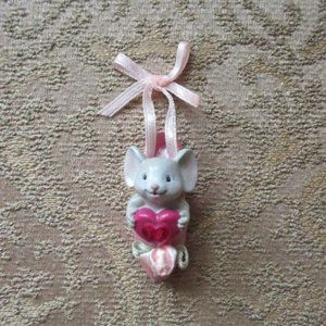 carlton cards (agc) - 'mouse in ballet slipper' ornament - 2002